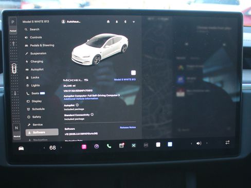 Used 2022 Tesla Model S image 4