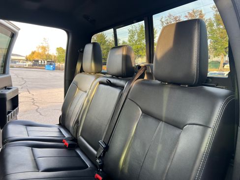 Used 2012 Ford F250 Lariat image 18