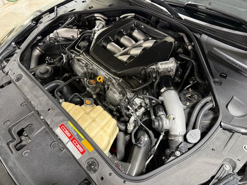 Used 2009 Nissan GT-R Premium AWD/4WD image 38