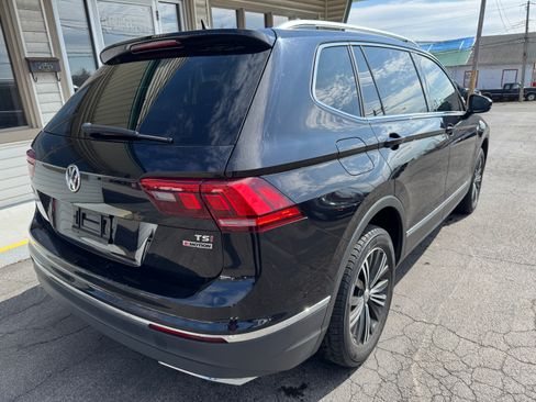 Used 2018 Volkswagen Tiguan SEL image 6