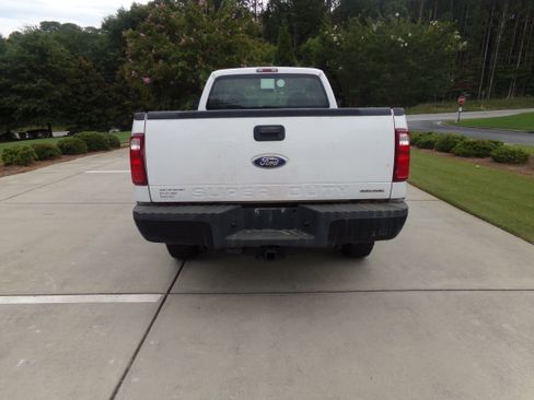 Used 2009 Ford F250 4x4 SuperCab Super Duty image 4