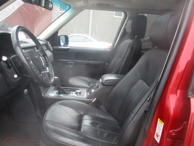 Used 2012 Land Rover Range Rover HSE AWD/4WD image 11