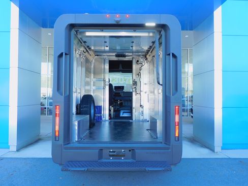 New 2025 Chevrolet Brightdrop 400 image 22