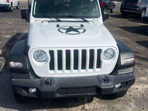 Used 2020 Jeep Wrangler Freedom Edition image 7
