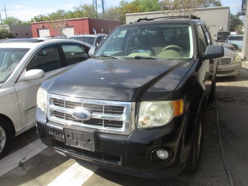Used 2012 Ford Escape XLT image 10