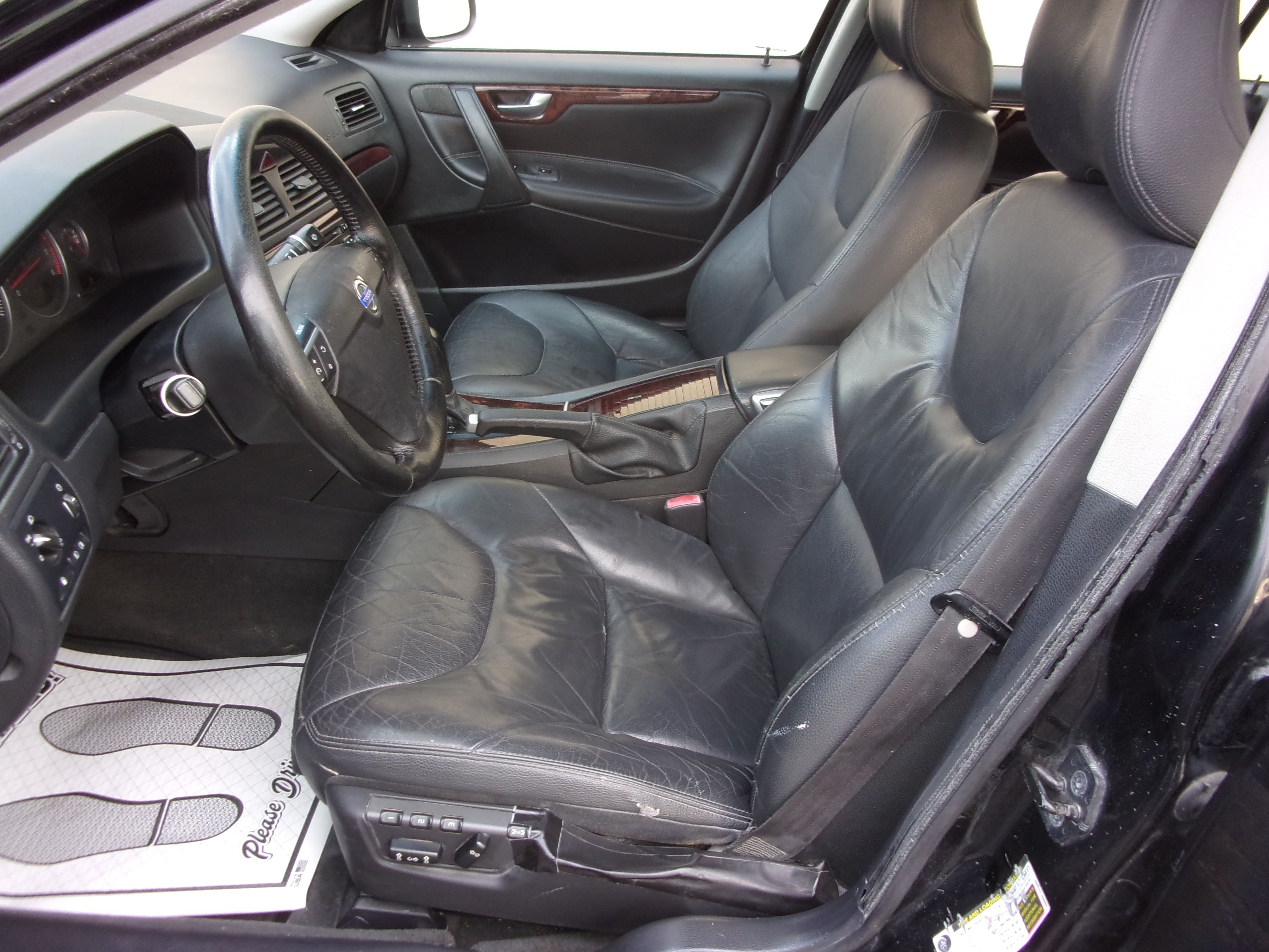 Used 2008 Volvo S60 2.5T Sedan 4D FWD image 8