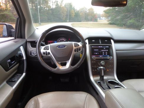 Used 2013 Ford Edge SEL Plus image 18