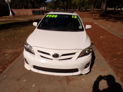 Used 2013 Toyota Corolla S Plus image 2