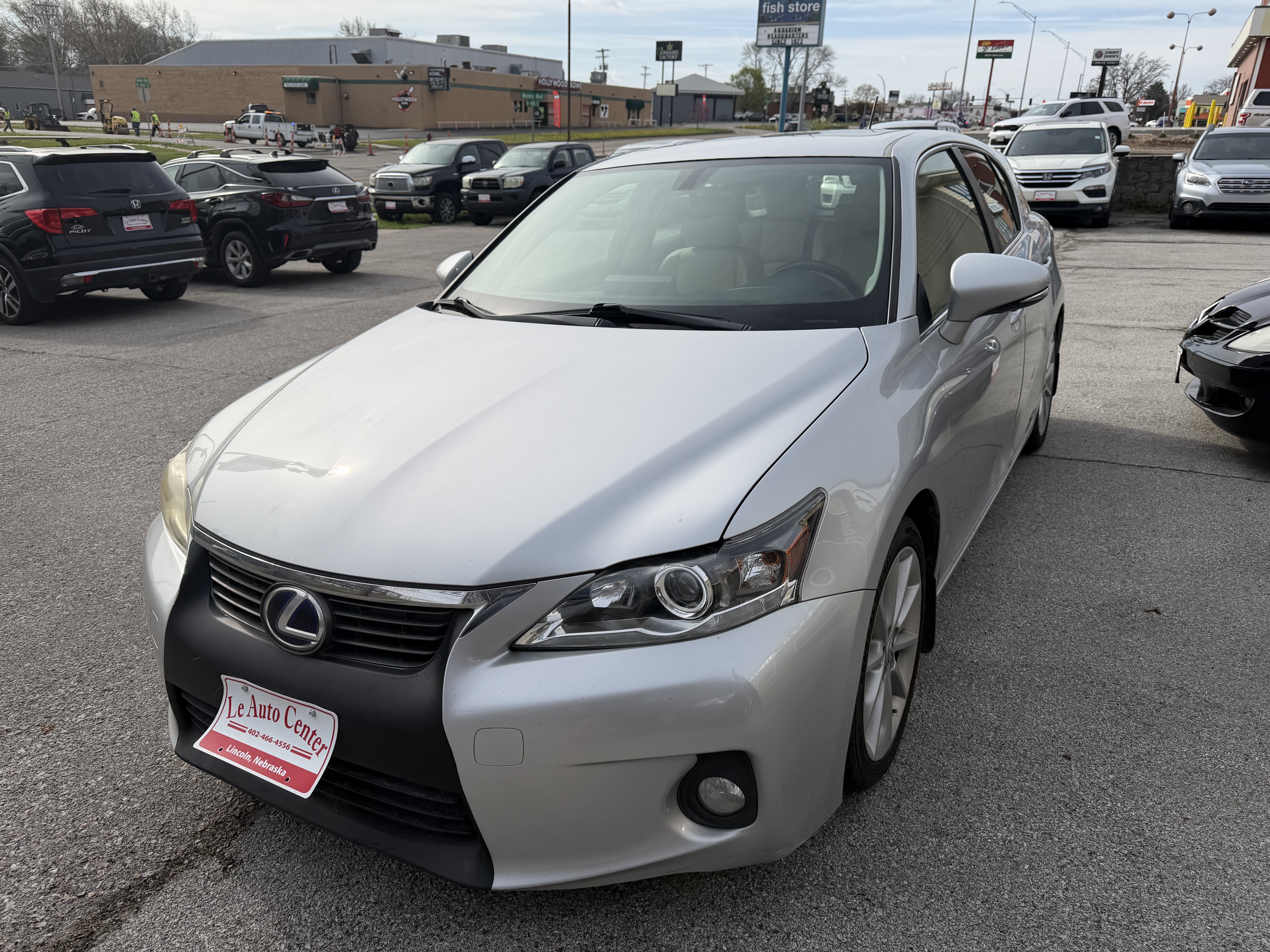 Used 2012 Lexus CT 200h FWD image 5