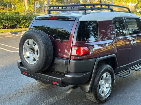 Used 2007 Toyota FJ Cruiser image 39