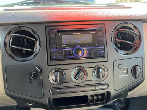 Used 2008 Ford F250 XL image 11