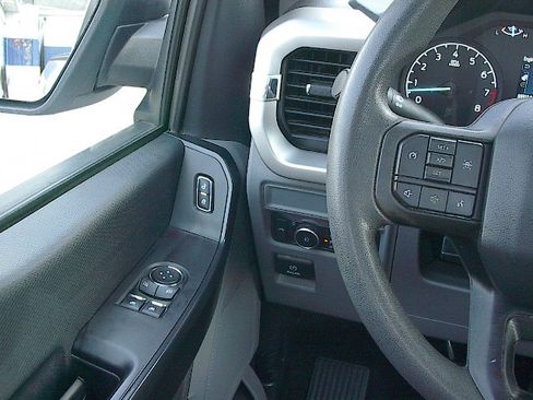 Used 2022 Ford F150 XL RWD image 17