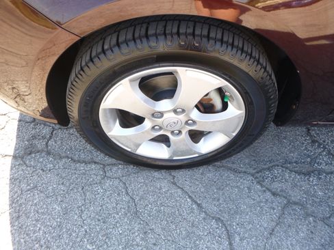 Used 2010 Kia Forte EX Sedan FWD image 9