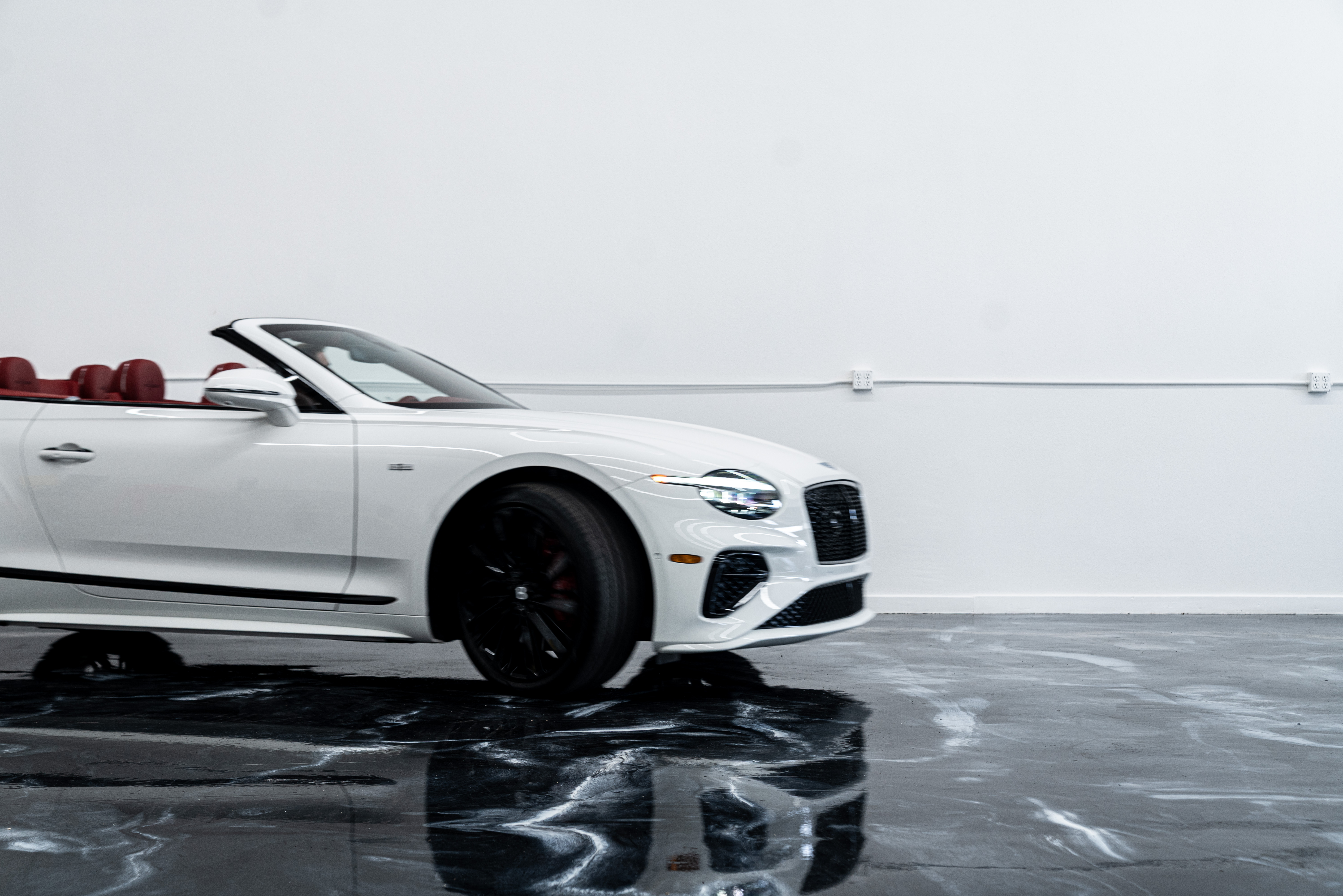 Used 2025 Bentley Continental GTC Speed AWD/4WD image 4