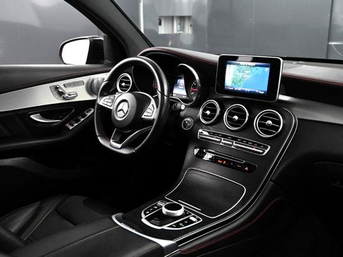 Used 2018 Mercedes-Benz GLC 43 AMG image 41
