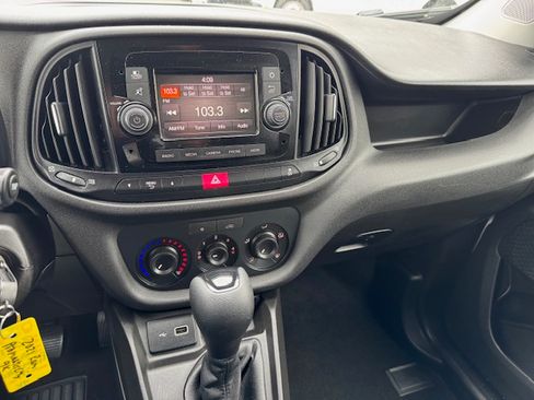 Used 2021 RAM ProMaster City Tradesman image 14