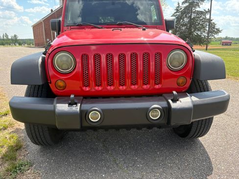 Used 2009 Jeep Wrangler Unlimited X image 10