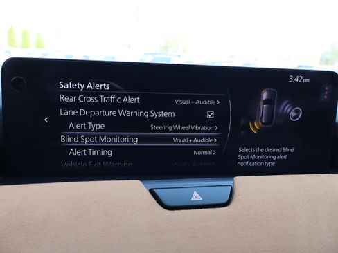 Used 2024 MAZDA CX-90 image 36