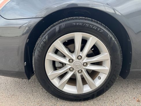 Used 2011 Lexus ES 350 image 26