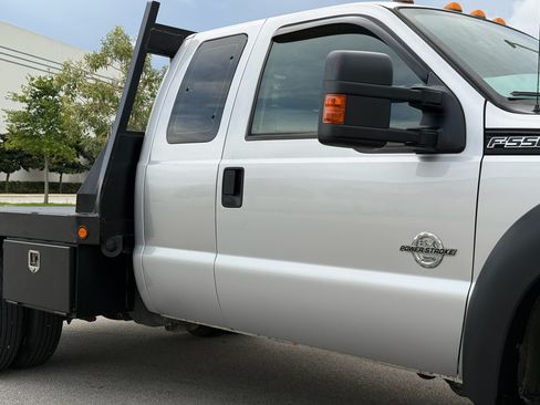 Used 2012 Ford F550 image 51