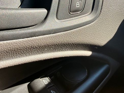 Used 2020 Ford Transit Connect XL image 16