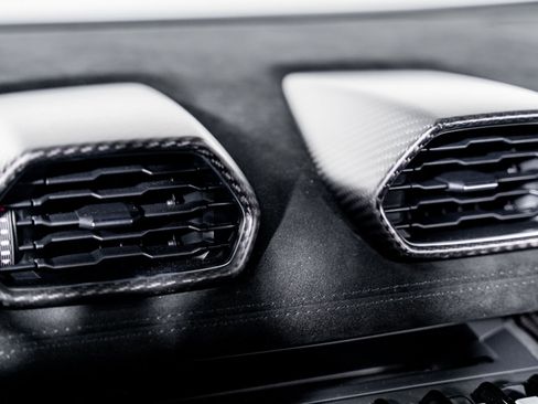 Used 2023 Lamborghini Huracan STO image 19