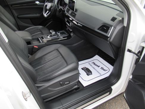 Used 2018 Audi Q5 2.0T Premium Plus image 16