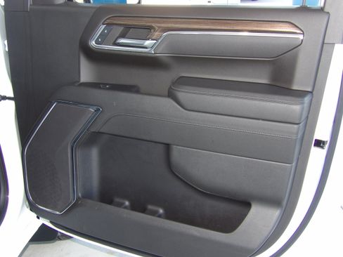 Used 2024 Chevrolet Silverado 1500 4x4 Crew Cab LT image 21