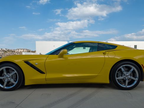Used 2014 Chevrolet Corvette 2LT image 8