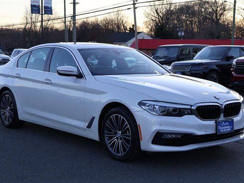 Used 2018 BMW 530i xDrive image 10