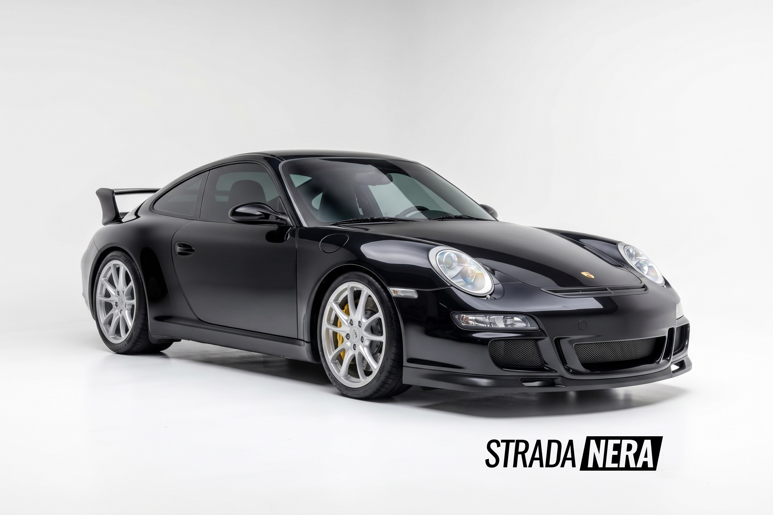 Used 2007 Porsche 911 GT3 RWD image 1