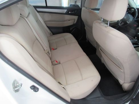 Used 2016 Subaru Legacy 2.5i Premium image 18
