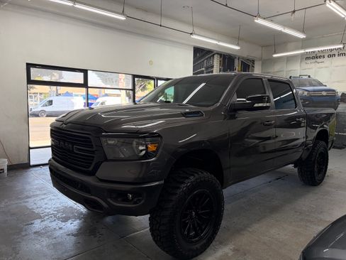 Used 2021 RAM 1500 2WD Crew Cab Big Horn image 2