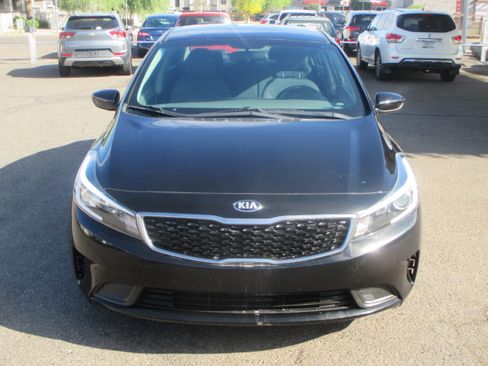 Used 2017 Kia Forte LX image 12