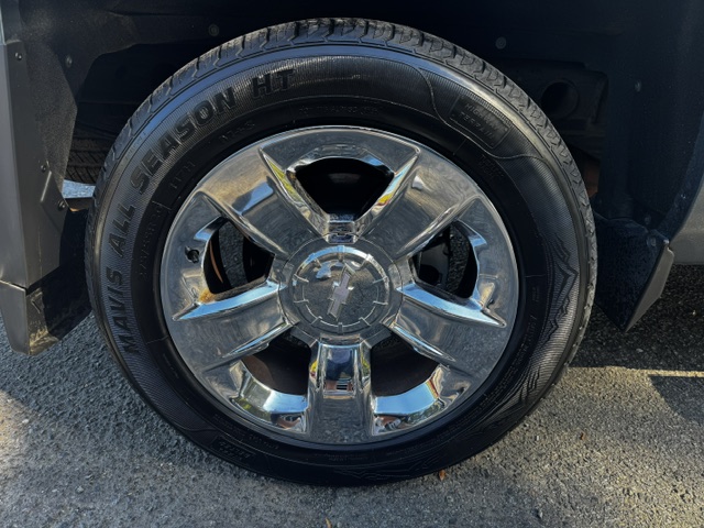 Used 2014 Chevrolet Silverado 1500 4x4 Crew Cab LTZ image 36