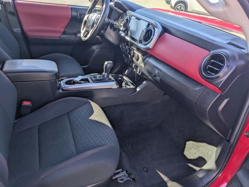 Used 2023 Toyota Tacoma SR5 image 8