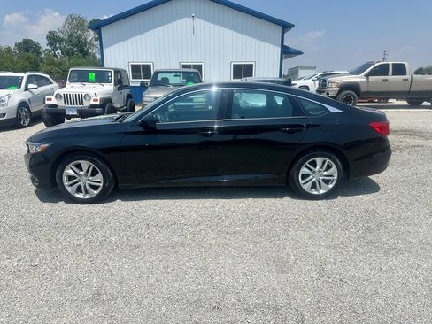 Used 2018 Honda Accord LX image 1