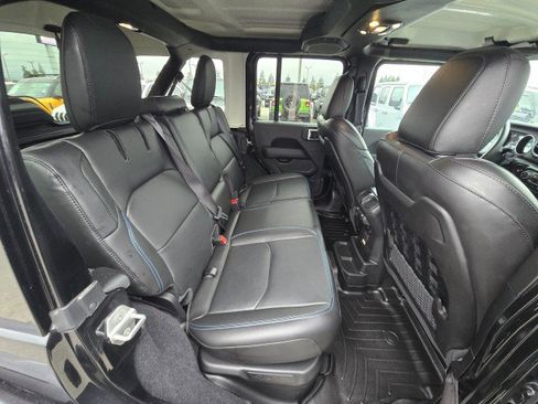 Used 2022 Jeep Wrangler Unlimited Rubicon 4xe image 15