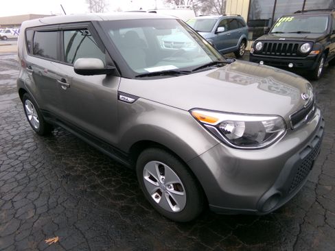 Used 2016 Kia Soul image 7