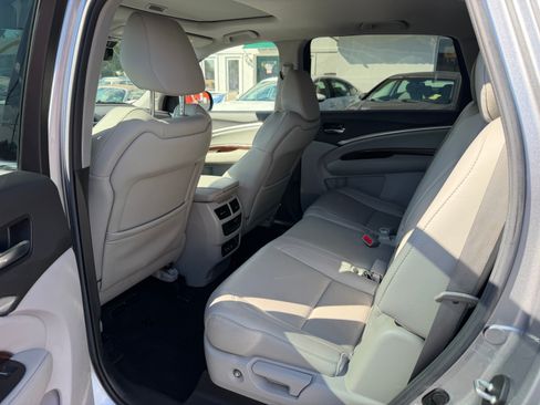 Used 2020 Acura MDX SH-AWD image 14