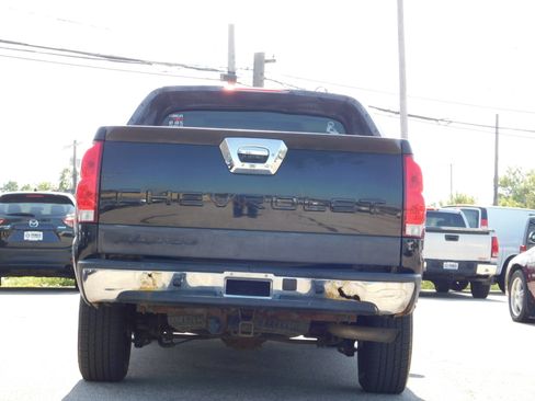 Used 2006 Chevrolet Avalanche LT image 7