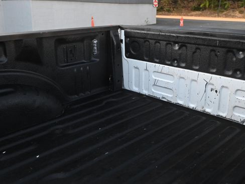 Used 2022 Ford F250 Lariat image 15