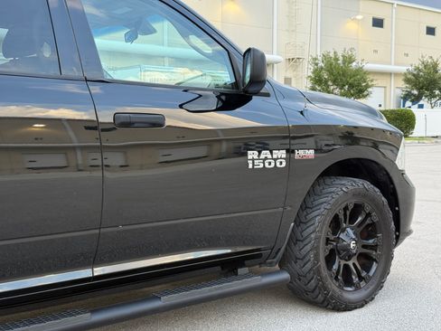 Used 2014 RAM 1500 ST RWD image 59