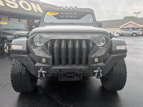 Used 2018 Jeep Wrangler 4WD Sport image 3