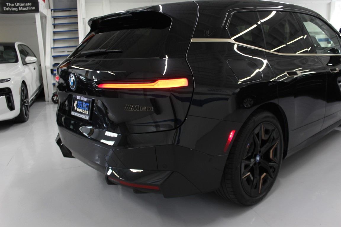 Used 2024 BMW iX M60 AWD/4WD image 8