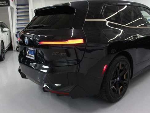 Used 2024 BMW iX M60 AWD/4WD image 8