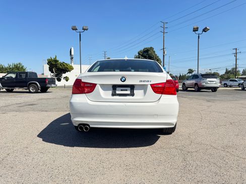 Used 2011 BMW 328i image 6