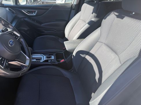 Used 2019 Subaru Forester Premium image 12