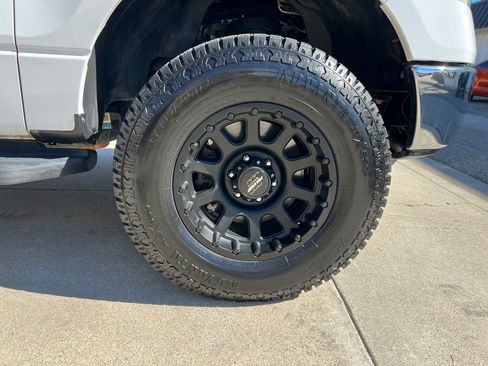 Used 2011 Ford F150 XLT image 19