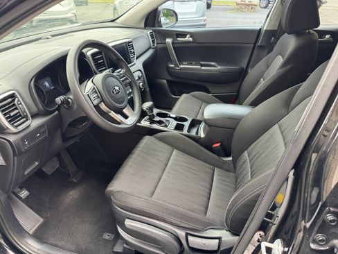 Used 2020 Kia Sportage AWD LX image 6
